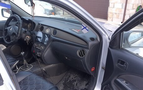 Mitsubishi Outlander III рестайлинг 3, 2006 год, 750 000 рублей, 1 фотография
