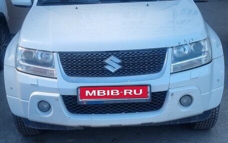 Suzuki Grand Vitara, 2010 год, 890 000 рублей, 1 фотография