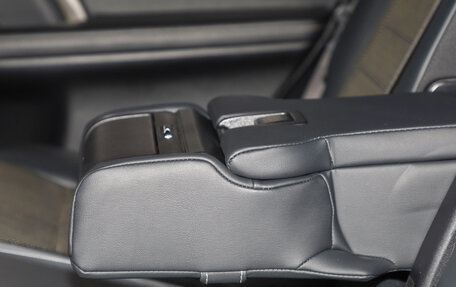 Lexus RX IV рестайлинг, 2016 год, 3 999 000 рублей, 19 фотография