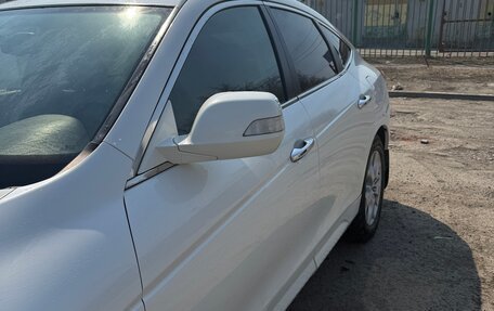 Honda Crosstour I рестайлинг, 2011 год, 1 700 000 рублей, 4 фотография