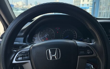 Honda Crosstour I рестайлинг, 2011 год, 1 700 000 рублей, 6 фотография