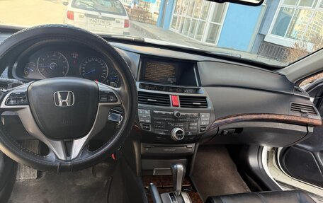 Honda Crosstour I рестайлинг, 2011 год, 1 700 000 рублей, 8 фотография