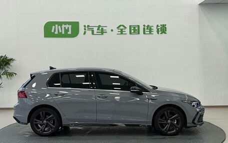 Volkswagen Golf VIII, 2023 год, 2 120 000 рублей, 6 фотография