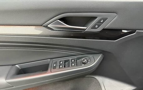Volkswagen Golf VIII, 2023 год, 2 120 000 рублей, 20 фотография