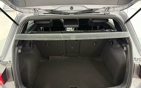 Volkswagen Golf VIII, 2023 год, 2 120 000 рублей, 21 фотография