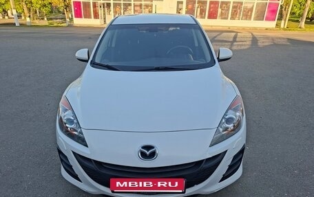 Mazda 3, 2011 год, 785 000 рублей, 2 фотография