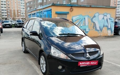Mitsubishi Grandis, 2008 год, 800 000 рублей, 2 фотография