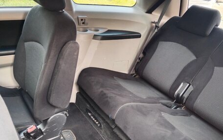 Mitsubishi Grandis, 2008 год, 800 000 рублей, 15 фотография
