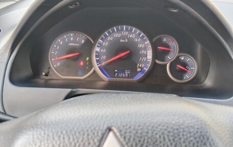 Mitsubishi Grandis, 2008 год, 800 000 рублей, 21 фотография