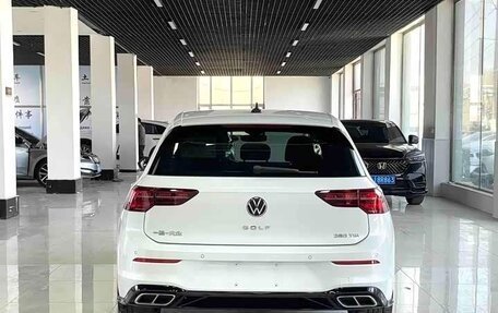 Volkswagen Golf VIII, 2023 год, 2 020 000 рублей, 6 фотография