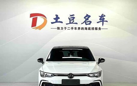 Volkswagen Golf VIII, 2023 год, 2 020 000 рублей, 5 фотография