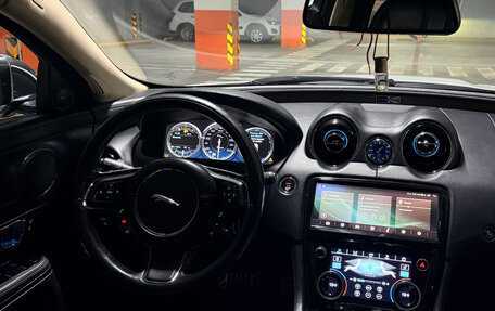 Jaguar XJ IV (X351), 2014 год, 1 350 000 рублей, 26 фотография