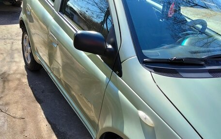 Toyota Yaris I рестайлинг, 2003 год, 350 000 рублей, 12 фотография