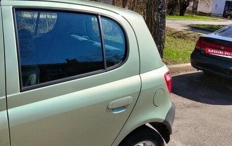 Toyota Yaris I рестайлинг, 2003 год, 350 000 рублей, 15 фотография