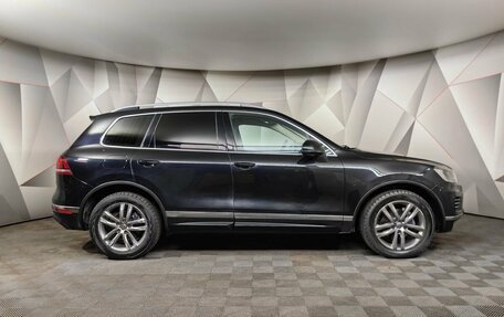 Volkswagen Touareg III, 2017 год, 2 590 000 рублей, 6 фотография