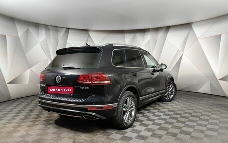 Volkswagen Touareg III, 2017 год, 2 590 000 рублей, 2 фотография