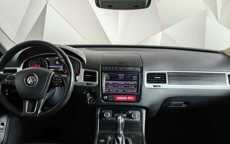 Volkswagen Touareg III, 2017 год, 2 590 000 рублей, 15 фотография