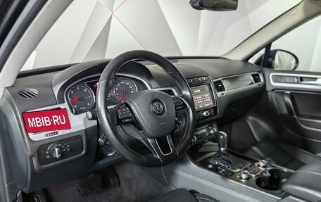 Volkswagen Touareg III, 2017 год, 2 590 000 рублей, 19 фотография