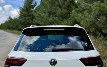 Volkswagen Tiguan II, 2018 год, 3 500 000 рублей, 5 фотография