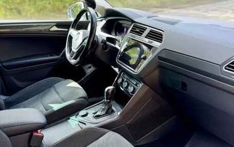 Volkswagen Tiguan II, 2018 год, 3 500 000 рублей, 12 фотография