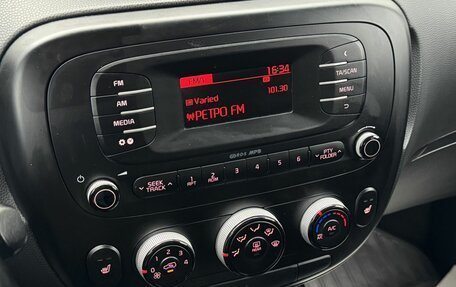 KIA Soul II рестайлинг, 2015 год, 1 350 000 рублей, 13 фотография