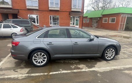 Audi A4, 2017 год, 2 280 000 рублей, 3 фотография