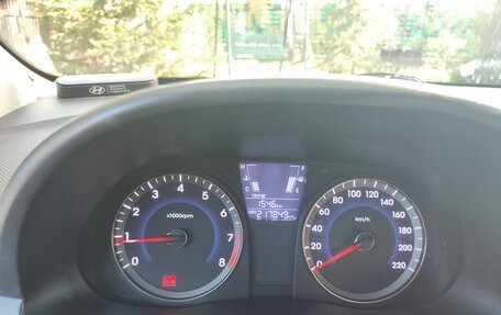 Hyundai Solaris II рестайлинг, 2012 год, 650 000 рублей, 7 фотография