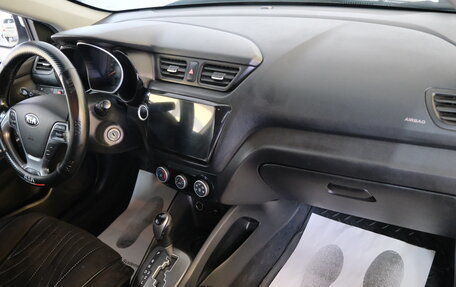 KIA Rio III рестайлинг, 2016 год, 999 000 рублей, 17 фотография