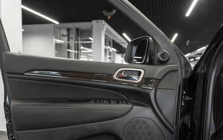 Jeep Grand Cherokee, 2014 год, 2 880 000 рублей, 22 фотография