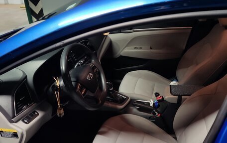Hyundai Elantra VI рестайлинг, 2016 год, 1 050 000 рублей, 5 фотография
