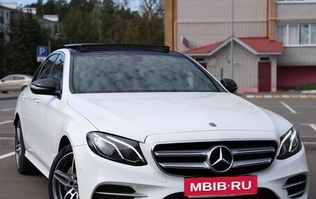 Mercedes-Benz E-Класс, 2020 год, 3 950 000 рублей, 11 фотография