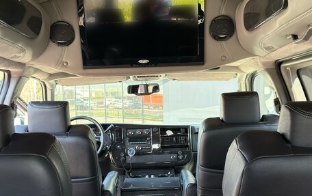 Chevrolet Express II, 2013 год, 7 500 000 рублей, 21 фотография