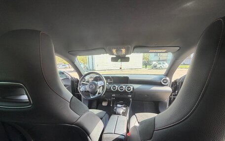 Mercedes-Benz CLA, 2019 год, 3 000 000 рублей, 8 фотография