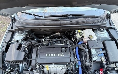 Chevrolet Cruze II, 2010 год, 650 000 рублей, 5 фотография