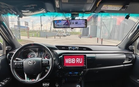 Toyota Hilux VIII, 2022 год, 6 500 000 рублей, 10 фотография