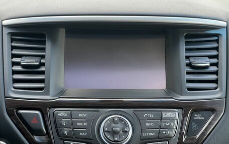 Nissan Pathfinder, 2015 год, 2 300 000 рублей, 17 фотография