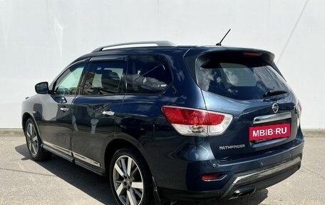 Nissan Pathfinder, 2015 год, 2 300 000 рублей, 7 фотография