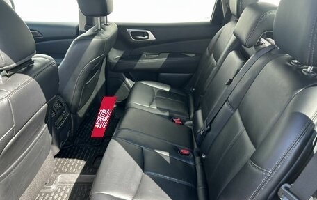 Nissan Pathfinder, 2015 год, 2 300 000 рублей, 24 фотография