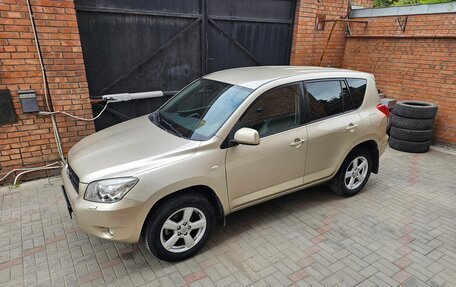 Toyota RAV4, 2007 год, 1 400 000 рублей, 1 фотография