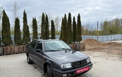 Volkswagen Vento, 1993 год, 175 000 рублей, 1 фотография