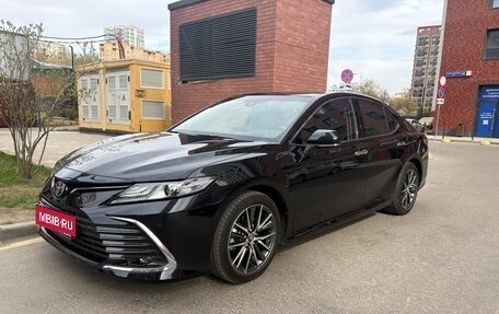 Toyota Camry, 2023 год, 3 900 000 рублей, 1 фотография