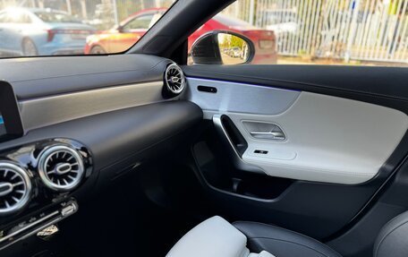 Mercedes-Benz CLA, 2020 год, 2 470 000 рублей, 15 фотография