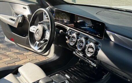 Mercedes-Benz CLA, 2020 год, 2 470 000 рублей, 16 фотография