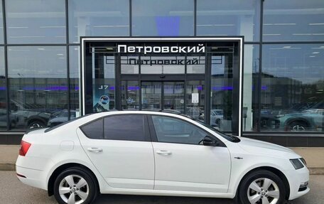 Skoda Octavia, 2018 год, 1 790 000 рублей, 6 фотография