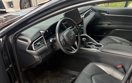 Toyota Camry, 2023 год, 3 900 000 рублей, 6 фотография