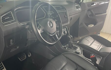 Volkswagen Tiguan II, 2020 год, 3 600 000 рублей, 5 фотография