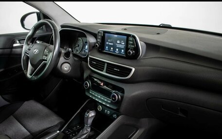 Hyundai Tucson III, 2019 год, 2 395 000 рублей, 8 фотография