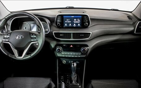 Hyundai Tucson III, 2019 год, 2 395 000 рублей, 10 фотография