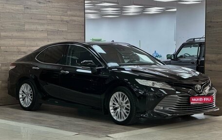 Toyota Camry, 2018 год, 2 350 000 рублей, 1 фотография