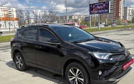 Toyota RAV4, 2018 год, 2 300 000 рублей, 1 фотография